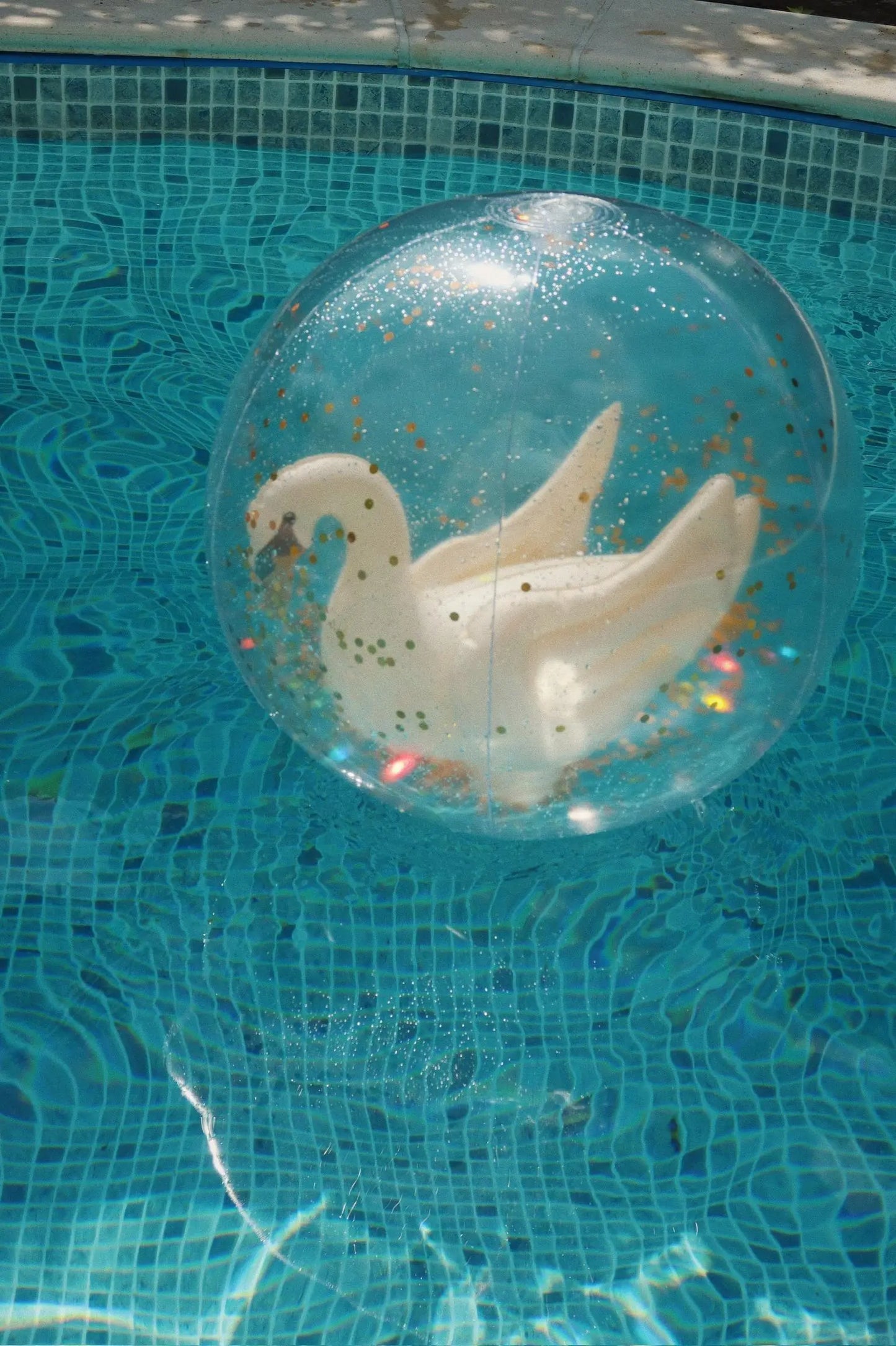 Swan Beach Ball Konges Slojd