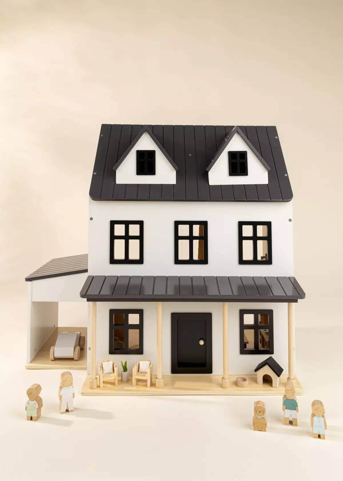 Set of 5 Family Wooden Doll House Characters