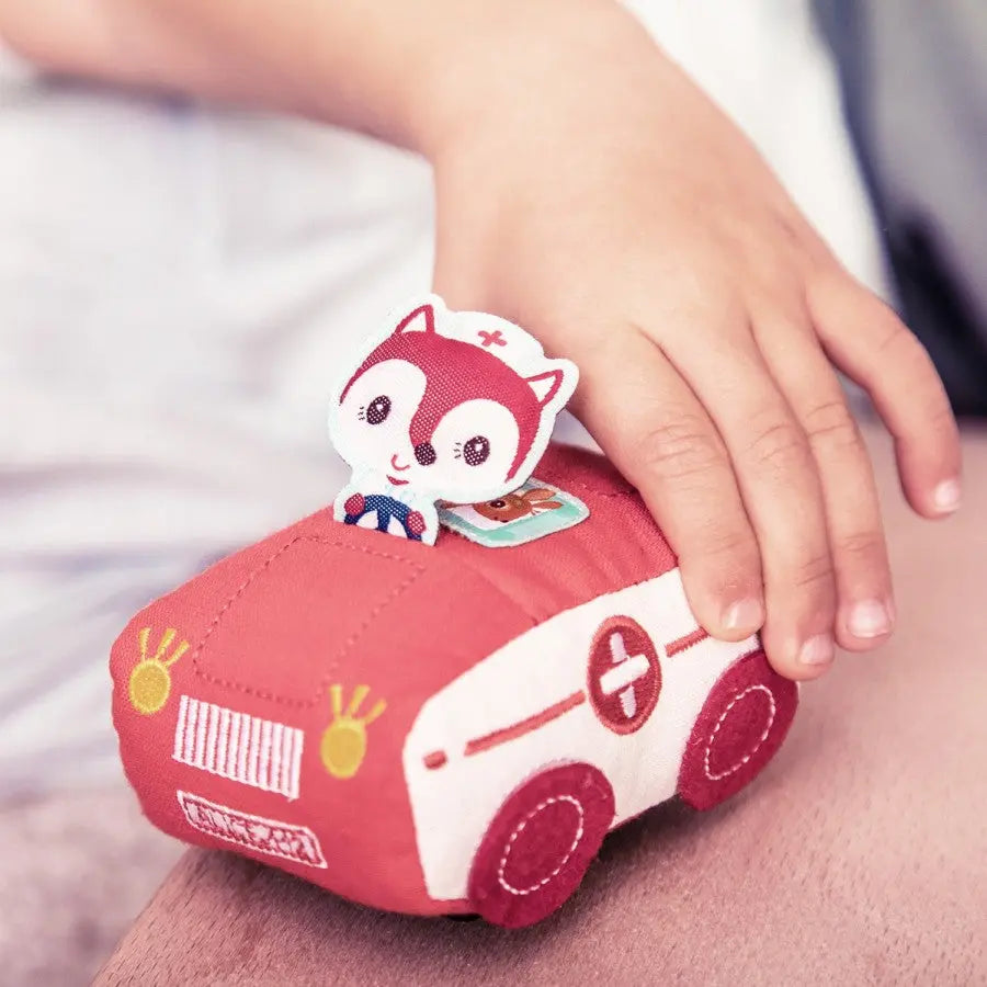 pull-back car Alice Lilliputiens