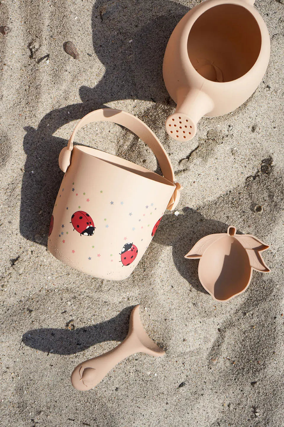 silicone beach set - ladybug - KONGES SLOJ Konges Slojd