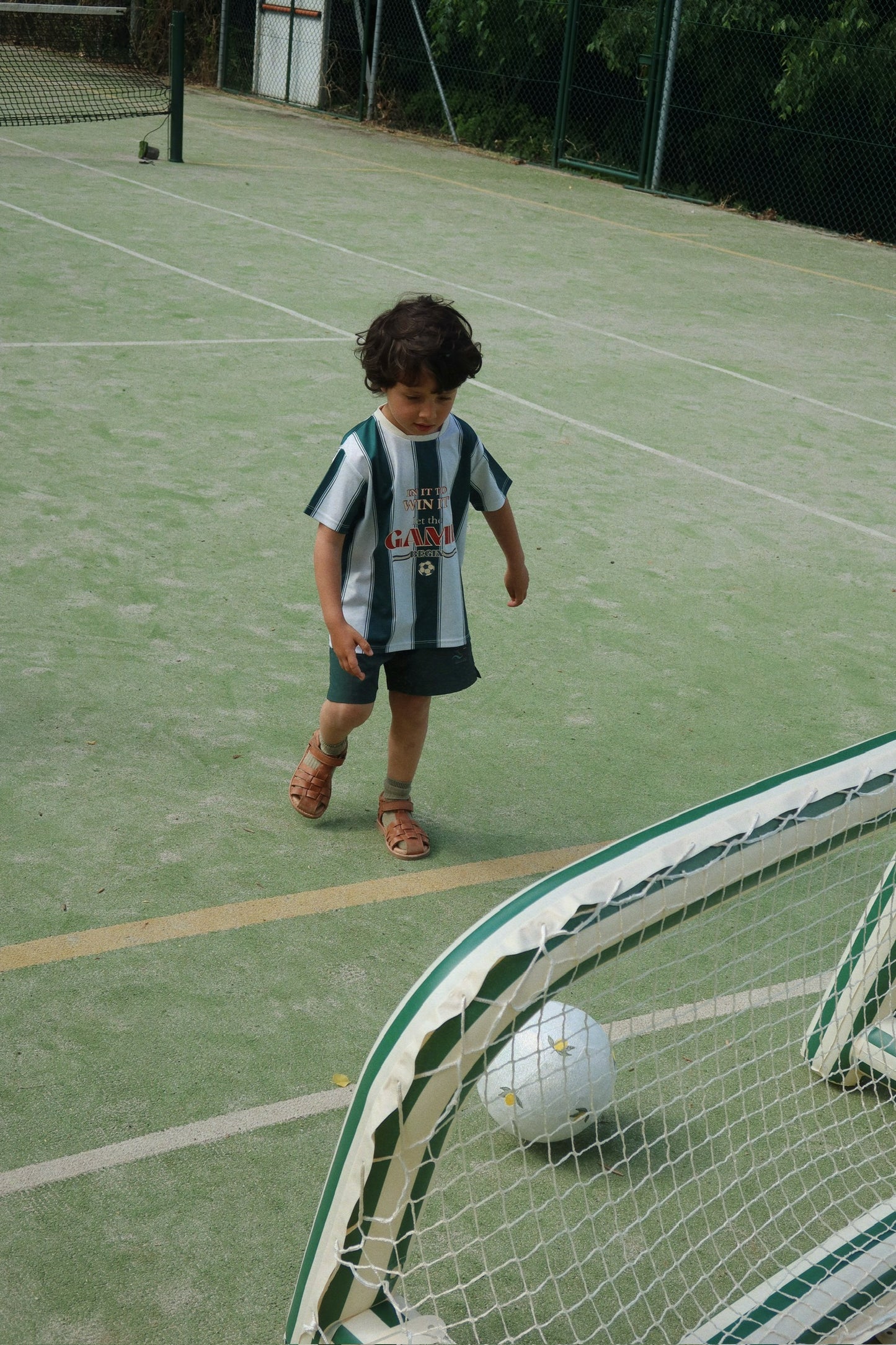KS104851 INFLATABLE GOAL WITH BALL