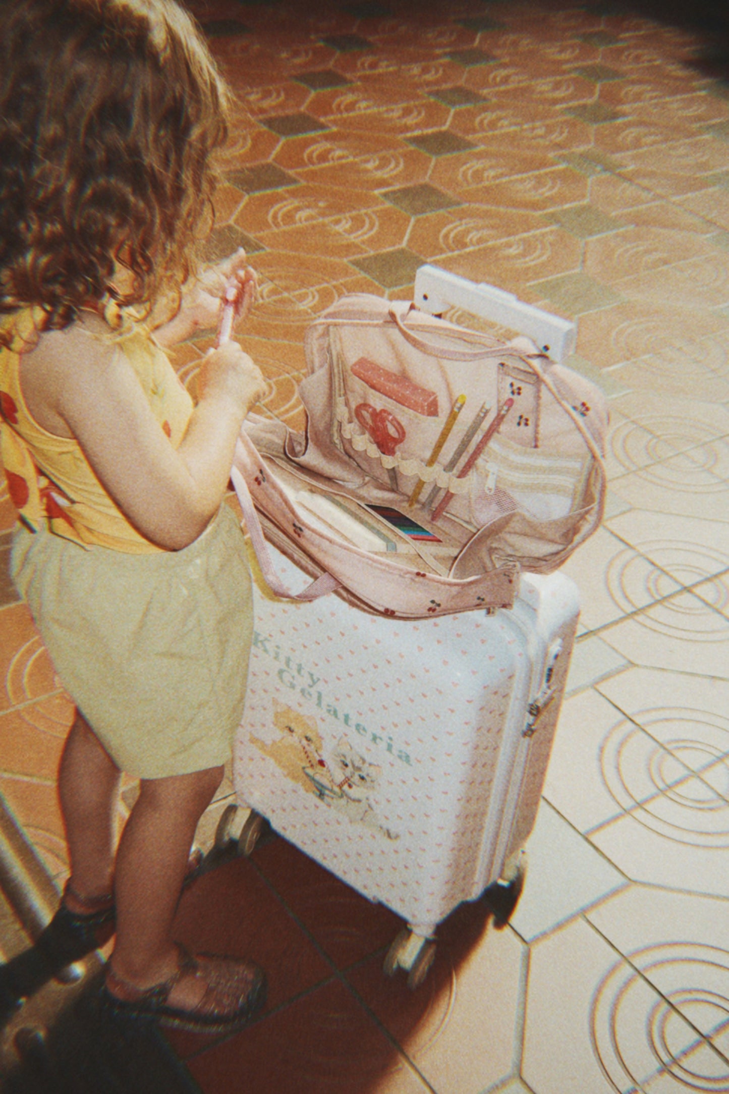 Konges Slojd - Travel Suitcase Kitty Gelateria