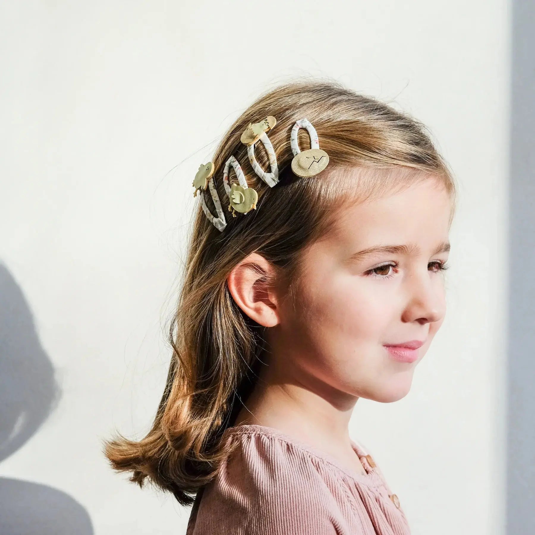 Chick clips Mimi & Lula