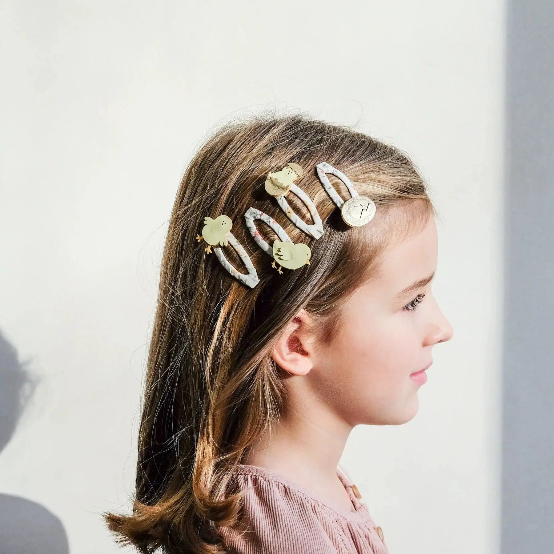 Chick clips Mimi & Lula