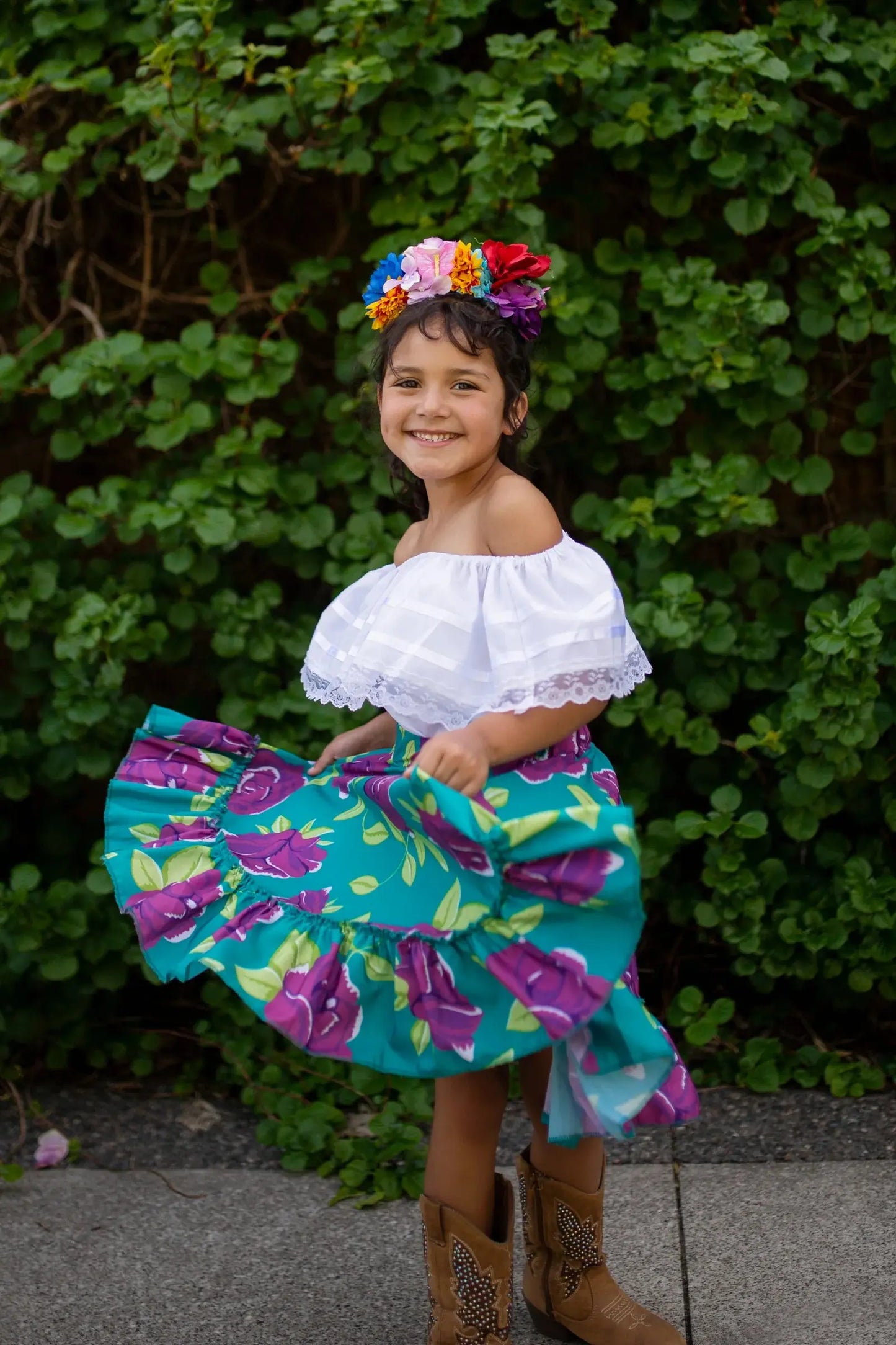 Frida the artist set Great Pretenders