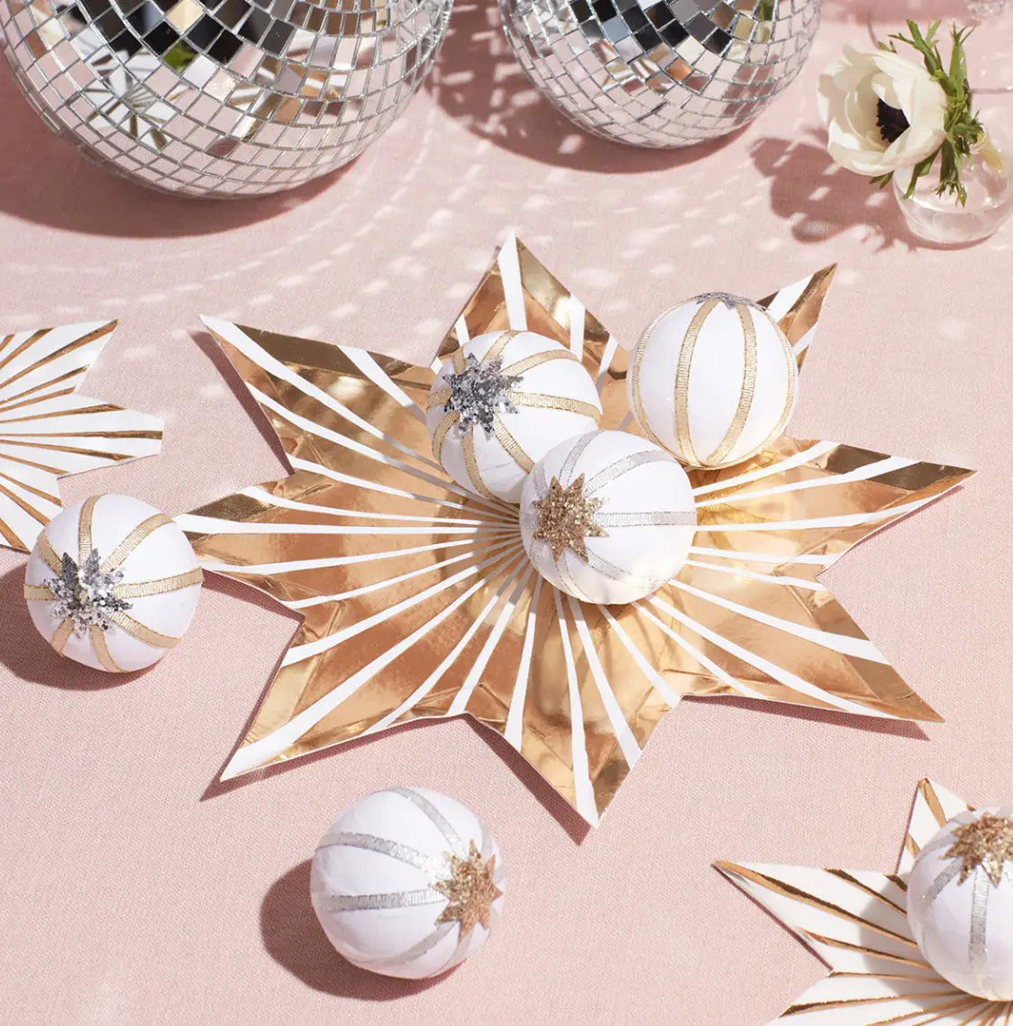 Gold Stripe Star Plates (x 8) Meri Meri