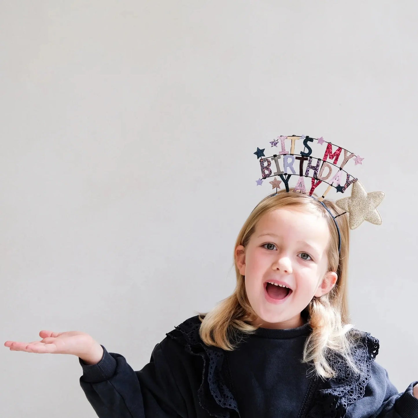 It's my birthday headdress Mimi & Lula