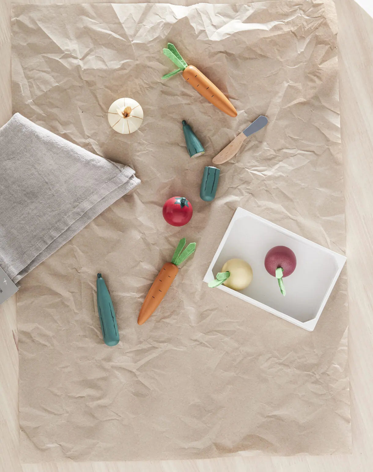 Mixed vegetable box KID'S HUB Kids Concept