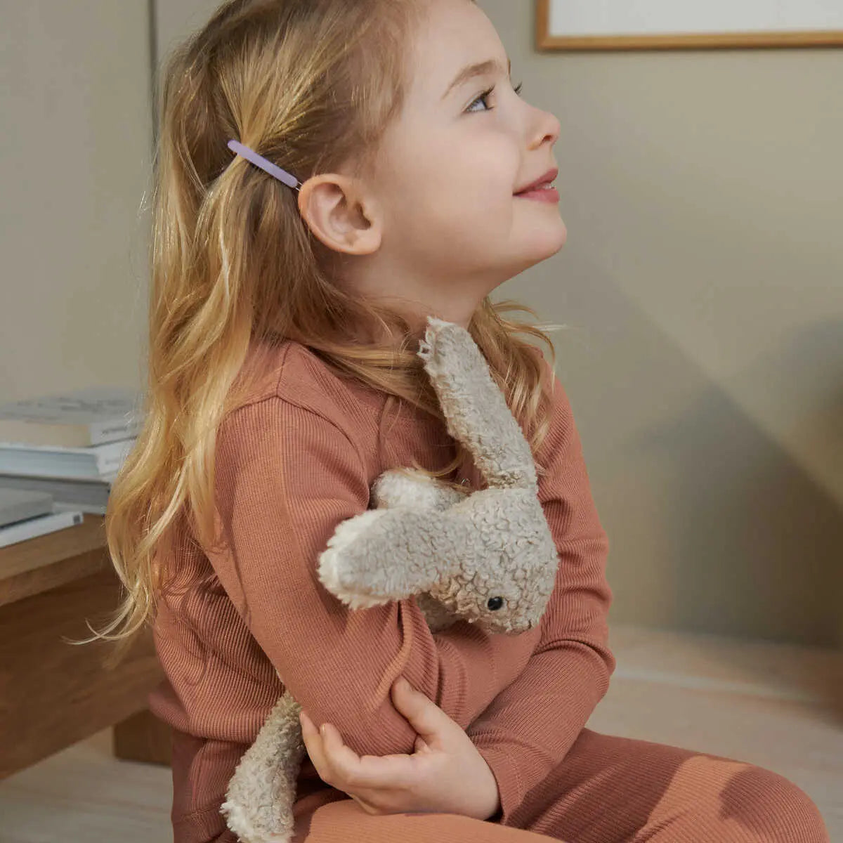 Riley the rabbit - Pale grey LieWood