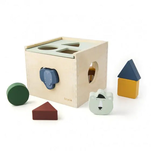 Wooden shape sorter Trixie